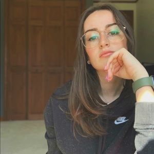 Meet your Posher, Jenna